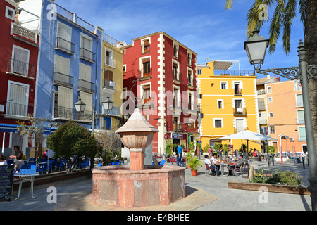 Restaurants am Meer, Costa Blanca, Provinz Alicante, Villajoyosa (La Vila Joiosa), Königreich Spanien Stockfoto