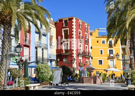 Restaurants am Meer, Costa Blanca, Provinz Alicante, Villajoyosa (La Vila Joiosa), Königreich Spanien Stockfoto