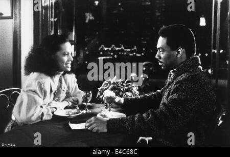 Shari Headley, Eddie Murphy, am Set des Films, "Coming to America", 1988 Stockfoto