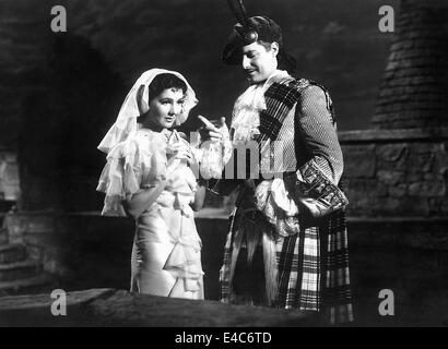 Jean Parker, Robert Donat, am Set des Films, "The Ghost Goes West", 1935 Stockfoto