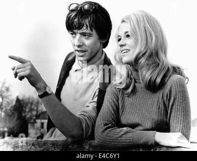 Peter McEnery, Jane Fonda, am Set des Films, "The Game is über ' (auch bekannt als La Curee), 1966 Stockfoto