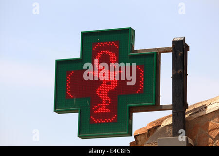 Beleuchtete Apotheke Zeichen Stockfoto