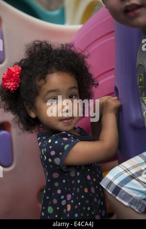 "Smart Kids Are Us" Kindergarten und frühen Lernzentrum in Kensington, einer multikulturellen Nachbarschaft in Brooklyn, New York. Stockfoto