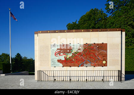 Weiß Kreuz Marker Luxembourg American Cemetery und der zweite Weltkrieg Denkmal Europas Stockfoto