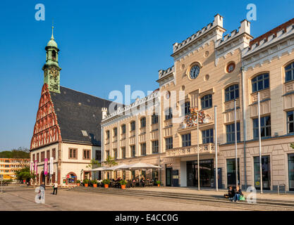 Gewandhaus, jetzt Theater Plauen-Zwickau, Rathaus am Hauptmarkt (Marktplatz) in Zwickau, Sachsen, Deutschland Stockfoto