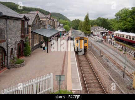 Ansicht von Betws-y-Coed-Station in Conwy Valley, Gwynedd, Nordwales, UK. Stockfoto