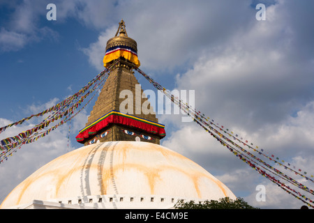 Nepal, Kathmandu, Boudhanath, Stupa Kuppel und alle sehen Buddha-Augen Stockfoto