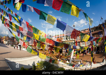 Nepal, Kathmandu, Boudhanath Stupa bunten Gebetsfahnen Stockfoto