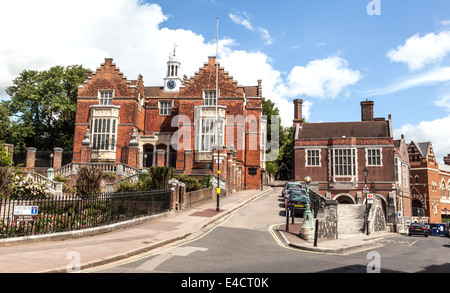 Die alten Schulen Gebäude an der Harrow School, 5 High St, Harrow on the Hill, Harrow, London, HA1 3HP, Middlesex, England, UK. Stockfoto