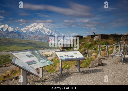 Mt McKinley auch bekannt als Denali, von der Eielson Visitor Center, Denali-Nationalpark, Alaska. Stockfoto