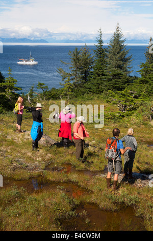 Wandern auf der Insel der Ritter, Prinz-William-Sund, Chugach National Forest, Alaska Stockfoto