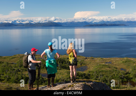 Wandern auf der Insel der Ritter, Prinz-William-Sund, Chugach National Forest, Alaska Stockfoto