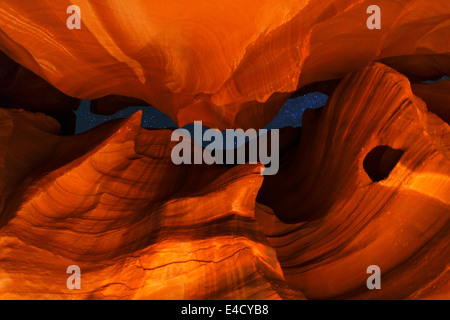 Nachthimmel in Upper Antelope Slot Canyon, Navajo Parklandschaft, Page, Arizona. Stockfoto