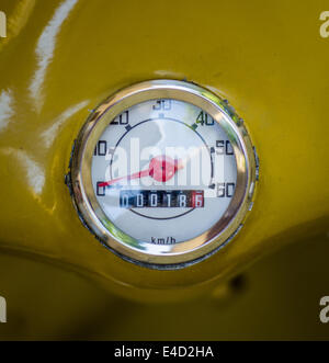 Retro-Moped Tacho Stockfoto