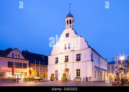 Altes Rathaus, Standesamt und Kulturamt, Wolgast, Mecklenburg-Western Pomerania, Deutschland Stockfoto