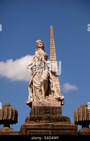 Statue in Domplatz quadratisch, Altstadt von Bamberg, Upper Franconia, Bayern, Deutschland Stockfoto