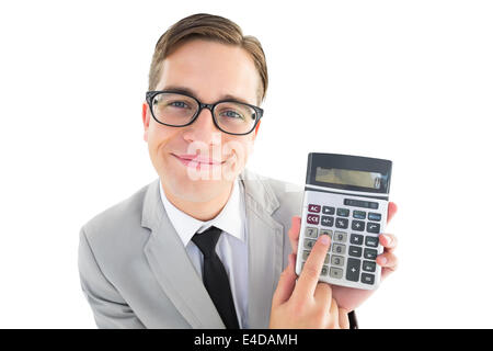 Geeky lächelnd Geschäftsmann mit Taschenrechner Stockfoto