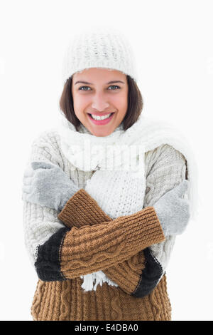 Hübsche Brünette in warme Kleidung Stockfoto