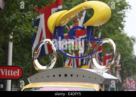 Offizieller Sponsor LCL auf der dritten Stufe Cambridge nach London in 2014 Tour De France Stockfoto