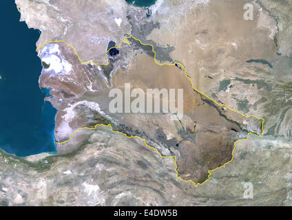Turkmenistan, Asien, Echtfarben-Satellitenbild mit Rand und Maske. Satellitenansicht von Turkmenistan (mit Rand und Maske). Thi Stockfoto
