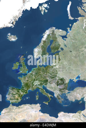Mitgliedstaaten der Europäischen Union im Jahr 2007, wahre Farbe Satellitenbild mit Maske und Grenzen. Echtfarben-Satellitenbild von t Stockfoto