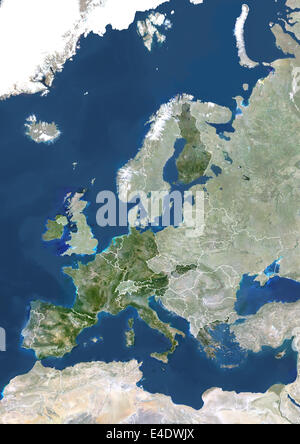 Eurozone im Jahr 2009 wahre Farbe Satellitenbild mit Maske und Grenzen. Echtfarben-Satellitenbild des Euro-Währungsgebiets im Jahr 2009 showin Stockfoto