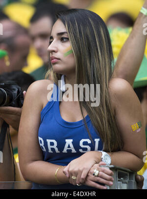 Belo Horizonte, Brasilien. 8. Juli 2014.  brasilianische Unterstützer im Halbfinalspiel zwischen Brasilien und Deutschland, spielte im Mineirão Stadion, 8. Juli 2014, Correspondind für die WM 2014. Foto: Urbanandsport/Nurphoto. Bildnachweis: Urbanandsport/NurPhoto/ZUMA Draht/Alamy Live-Nachrichten Stockfoto