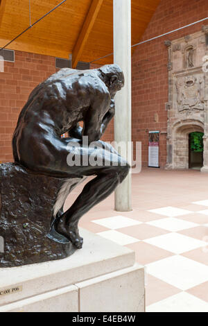 Der Denker von Auguste Rodin in die Burrell Collection, Glasgow, Schottland, Vereinigtes Königreich Stockfoto