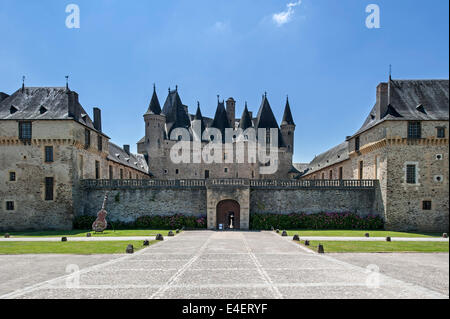 Château de Jumilhac, mittelalterliche Burg im Jumilhac-le-Grand, Dordogne, Aquitaine, Frankreich Stockfoto