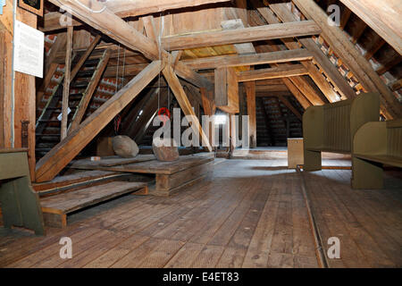 Das Dachgeschoss von Gilleleje Kirche, Nord Seeland, Dänemark. Versteck für Juden vor als segelte nach Schweden während des zweiten Weltkriegs Stockfoto