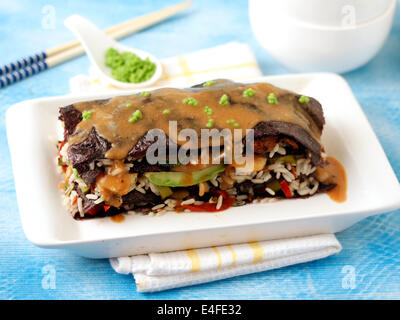 Millefeuille mit Nori-Algen. Rezept zur Verfügung. Stockfoto