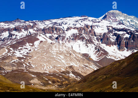 Cajon del Maipo in der Nähe von Embalse El Yeso Reservoir, Anden, Chile Stockfoto