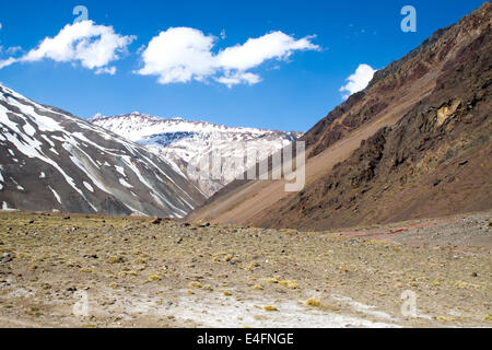 Cajon del Maipo in der Nähe von Embalse El Yeso Reservoir, Anden, Chile Stockfoto