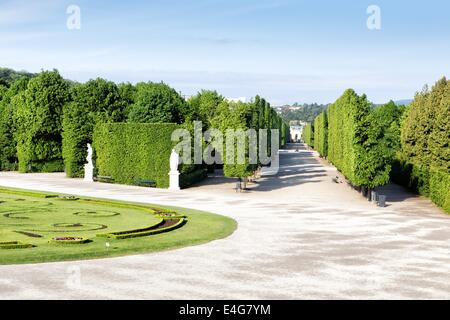 Die Gärten von Schloss Schönbrunn in Wien Stockfoto