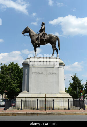 7. Juli 2014 - Richmond, VIRGINIA, USA - 20140707 - Thomas "Stonewall" Jackson Denkmal auf Denkmal-Allee in Richmond, Virginia. (Kredit-Bild: © Chuck Myers/ZUMA Draht) Stockfoto