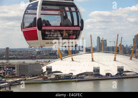 Die O2-Arena auf der Themse in London, Vereinigtes Königreich, wurde es formal Millenium Dome. Stockfoto