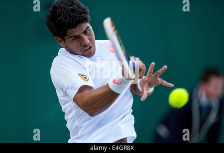 Wimbledon Tennis 2014 Boys Doppel Finale - Court 18 ORLANDO LUZ (BRA) & MARCELO ZORMANN (BRA) V STEFAN KOZLOV (USA) & ANDREY R Stockfoto