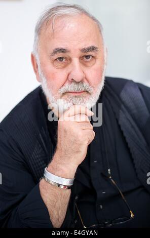 Berlin, Deutschland. 11. Juli 2014. Promi-Friseur Udo Walz besucht die Gala Fashion Brunch in der Linie der Berlin Fashion Week in Berlin, Deutschland, 11. Juli 2014. Sie laufen vom 08. bis 11. Juli 2014. Foto: Daniel Naupold/Dpa/Alamy Live News Stockfoto