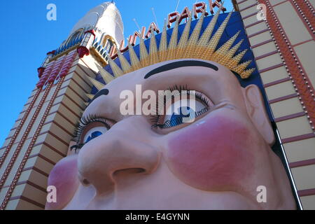 berühmte Clown Gesicht am Eingang zum Lunapark, Milsons point, Sydney, Australien Stockfoto