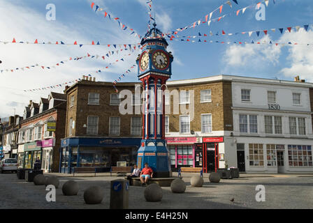 Sheerness, Uhrenturm im Stadtzentrum. Isle of Sheppey, Kent, Großbritannien. HOMER SYKES AUS DEN 2014 2010ER JAHREN Stockfoto