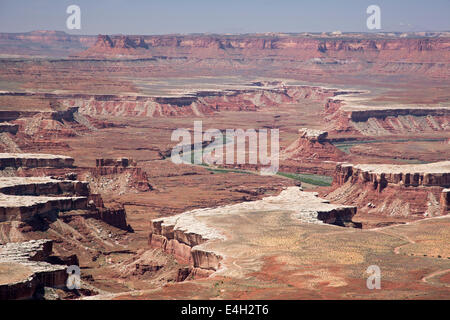 Moab, Utah - die Insel im Himmel Bezirk des Canyonlands National Park. Green River kann von einem Aussichtspunkt gesehen werden. Stockfoto