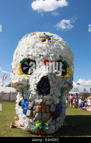 Balado, Kinross, Schottland, Großbritannien. 11. Juli 2014. T in The Park-Musik-Festival Freitag 11. Juli Credit: Loraine Ross/Alamy Live-Nachrichten Stockfoto