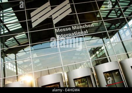 Eingang der Messe München International, Riem, München, Deutschland Stockfoto