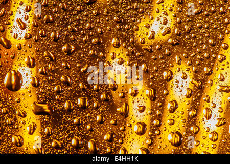 farbige Tropfen auf der Oberfläche Stockfoto