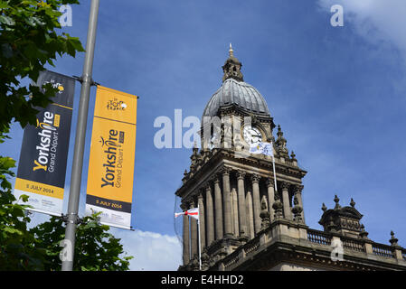 Banner Werbung Start der Tour de France von Leeds Rathaus Yorkshire, Vereinigtes Königreich Stockfoto