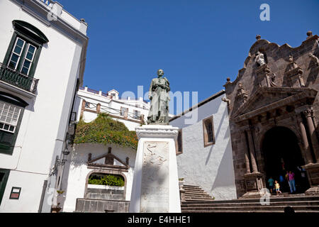 Iglesia Matriz de El Salvador in Plaza de España, Santa Cruz De La