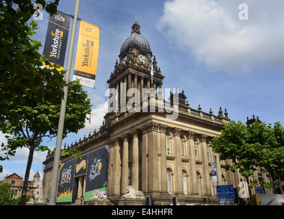 Banner Werbung Start der Tour de France von Leeds Rathaus Yorkshire, Vereinigtes Königreich Stockfoto