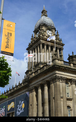 Banner Werbung Start der Tour de France von Leeds Rathaus Yorkshire, Vereinigtes Königreich Stockfoto