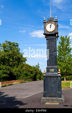 Die "Little Ben" Uhr in Brockwell Park, London. Stockfoto