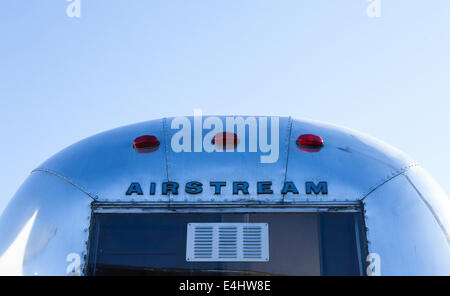 Ein Vintage Airstream Wohnwagen oder Anhänger nun in ein Café umgewandelt Stockfoto